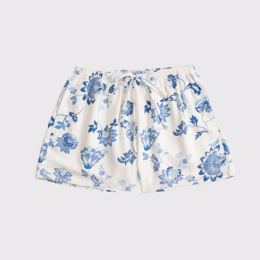Abercrombie & Fitch Blue and White Floral Shorts